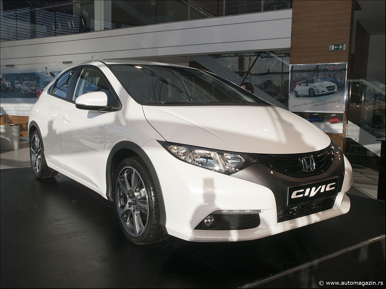Nova honda civic cena #2