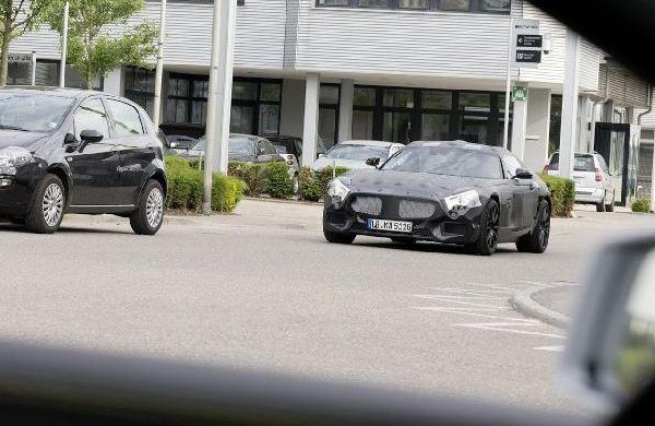 Špijuni snimili Mercedes SLC AMG