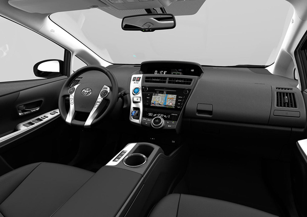 Toyota Prius+ (2015) - hibridni MPV je modernizovan