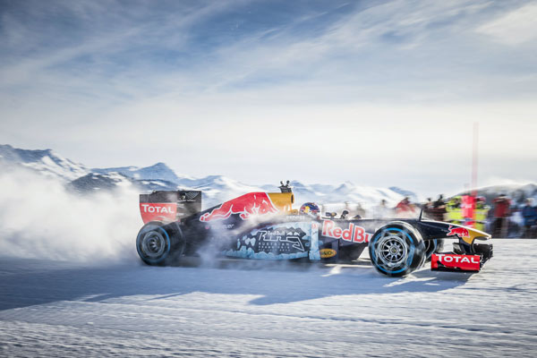 F1 - Verstappen provozao Formulu 1 po snegu (FOTO + VIDEO)