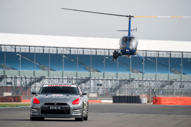 Prvi Nissan GT-R upravljan putem PlayStationa na Silverstonu je postigao brzinu veću od 210 km/h