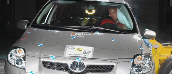 Euro NCAP  - pet zvezdica za Toyotu Auris