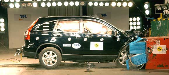 Euro NCAP: Bravo, Corolla, Legend za pet, CR-V i Outlander za četiri