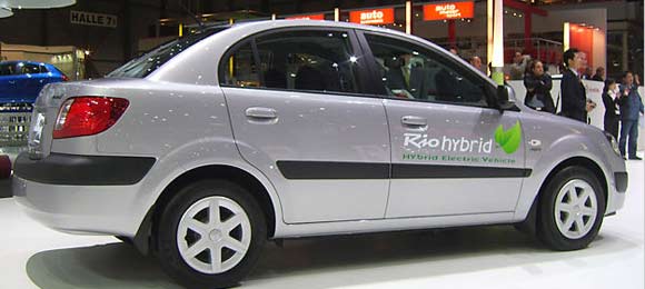 Sajam automobila u Ženevi - Predstavljena Kia Rio Hybrid