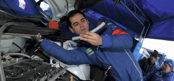 WRC - Narandžasta kontrola u servisu