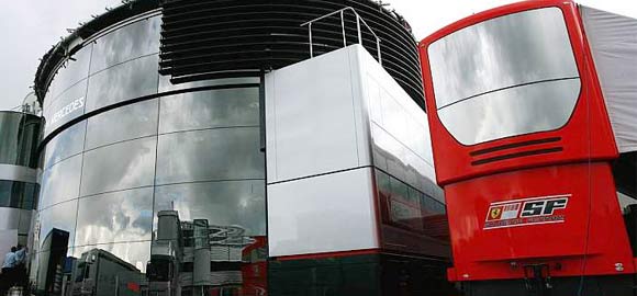 Formula 1 - McLaren ima najveći motorhome u istoriji F1