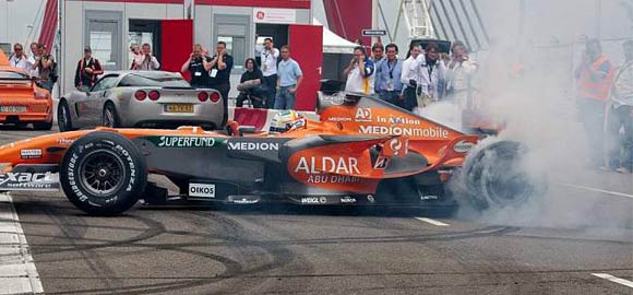 Formula 1 - F1 bolidi tutnjili Rotterdamom