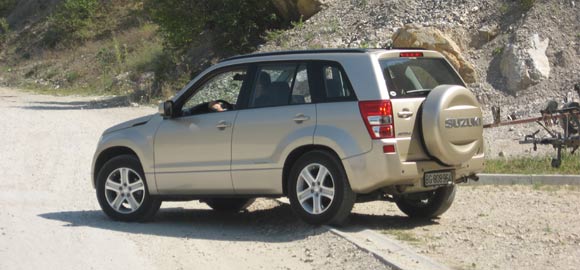 Test: Suzuki Grand Vitara - U gradu fensi, van puta snalažljiva