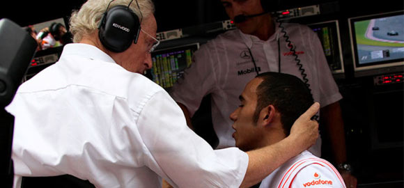 Formula 1 - Hamilton dobro prošao, kaznu će platiti tim!