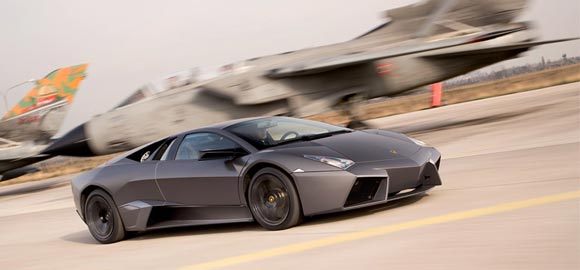 Lamborghini Reventon protiv aviona - trka za TV kamere