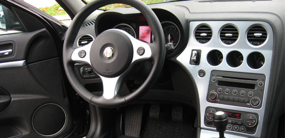 Test: Alfa Romeo 159 V6 3,2 JTS Q4 - Mnogo novca, puno užitka