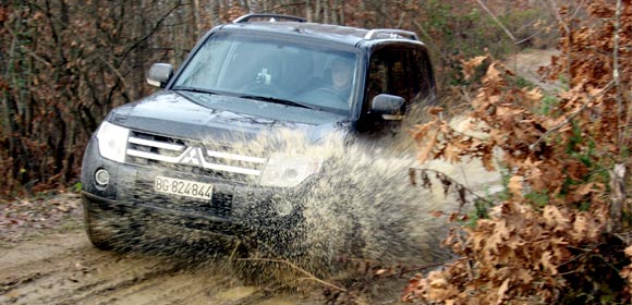 Test: Mitsubishi Pajero 3.2 DI-D - Luksuzan vladar terena