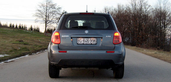 Test: Suzuki SX4 - Hrabro i odlučno