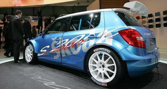 Rally – Škoda Fabia S2000 živi!