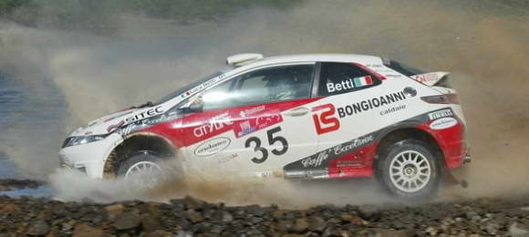 Rally – Dvadeset Hondi R3 na reli stazama