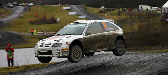 Rally – Mark Higgins u MG S2000!