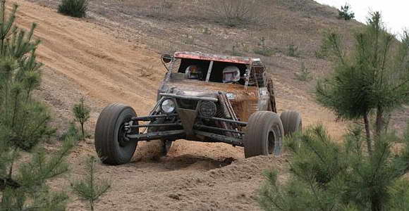 AGM-Buggy protiv Škode Octavie WRC
