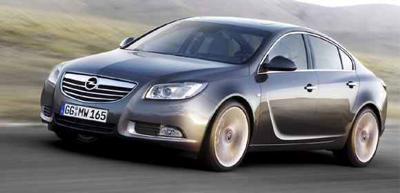 Opel Insignia dolazi, Vactra odlazi