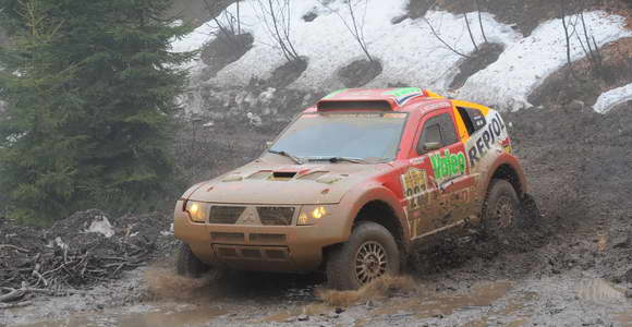 Central Europe Rally, 3. dan – Sainz u problemu