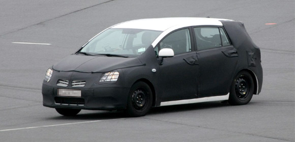 Toyota Auris Verso - špijunske fotografije