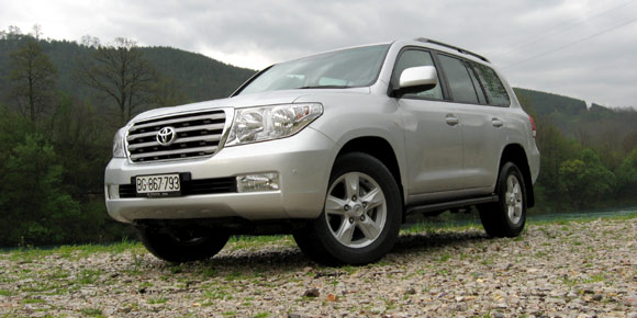 Test: Toyota Land Cruiser V8 4.5 D-4D - Demonstracija moći