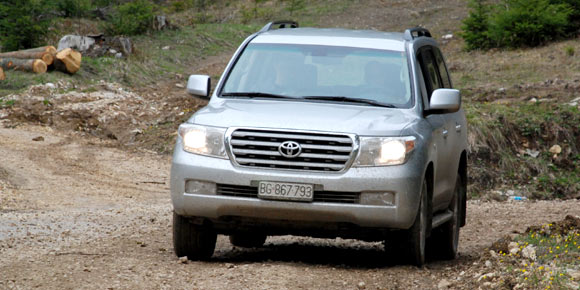 Test: Toyota Land Cruiser V8 4.5 D-4D - Demonstracija moći