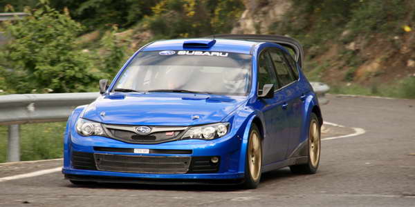 WRC -  Subaru Impreza WRC S14 na asfaltu