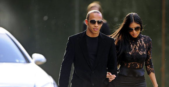 F1 - Nicole Scherzinger: Plašim se vožnje s Lewisom