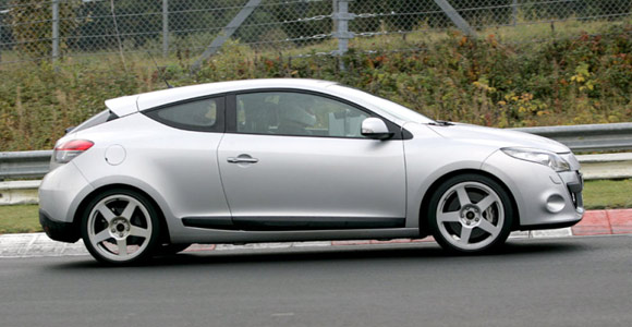 Renault Megane Coupe RS - špijunske fotografije