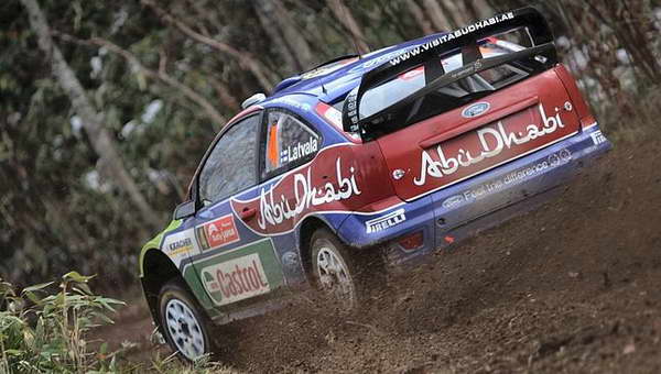 WRC, Rally Japan – Fordovi na čelu, Loeb na korak do titule