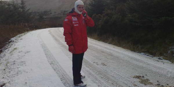 WRC, Wales Rally – Recce, prevrtanje Loeba!