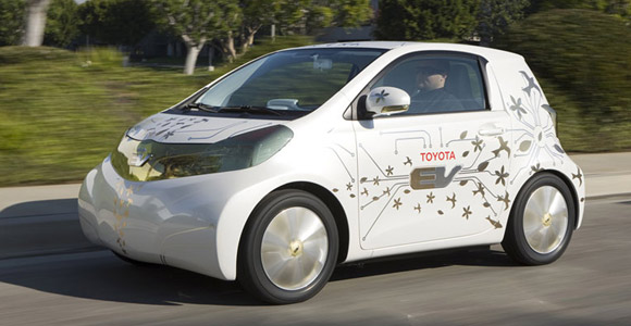 Toyota FT-EV - Elektromobil na bazi modela iQ