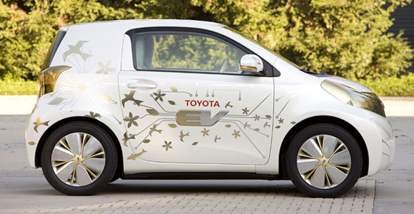 Toyota FT-EV - Elektromobil na bazi modela iQ
