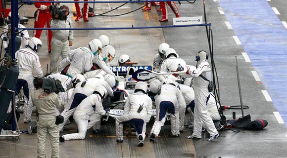 Formula 1 - Odelo za F1 mehaničare