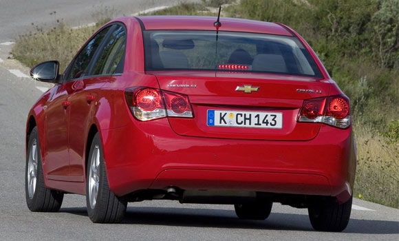 Sajam automobila u Ženevi - Potpuno novi Chevrolet Cruze