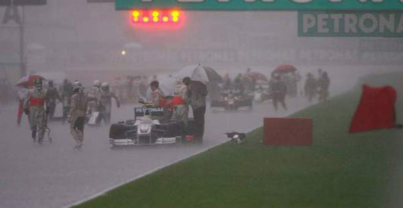 F1 - Trka za VN Malezije - Formulu 1 pobedila kiša!