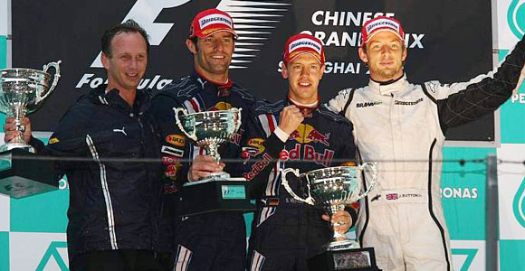 F1 VN Kine - Istorijski double Red Bulla, Vettel kralj kiše