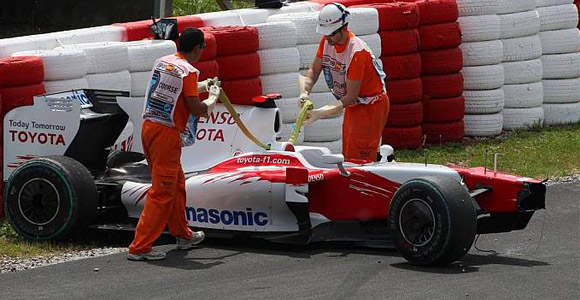 F1 VN Španije - Dvostruka pobeda Brawna, taktičke greške Ferrarija