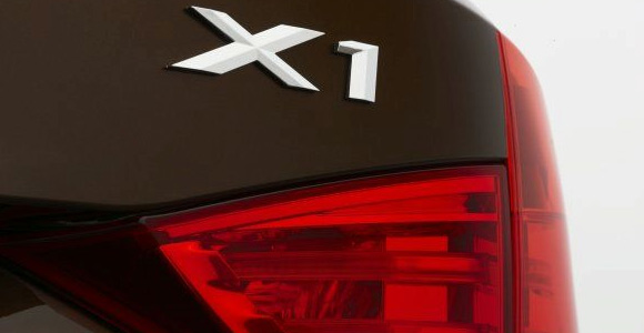 BMW X1 - bez maske