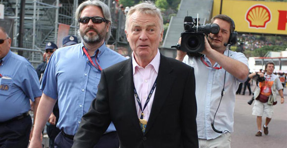 Formula 1 - Mosley spreman na ustupke