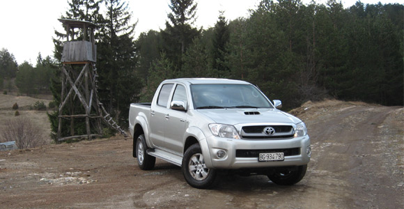 Testirali smo: Toyota Hilux 3.0 D-4D Double Cab City