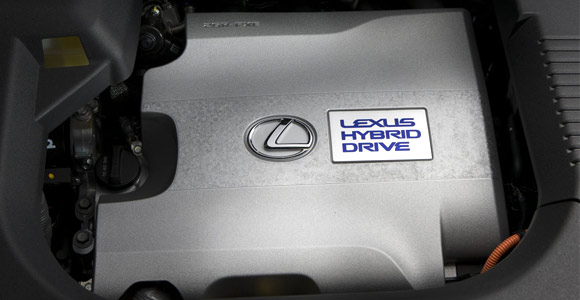 Predstavljamo: Lexus RX 450h