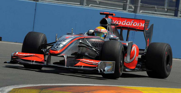 F1 VN Evrope - Barichello iskoristio grešku McLarena i pobedio!