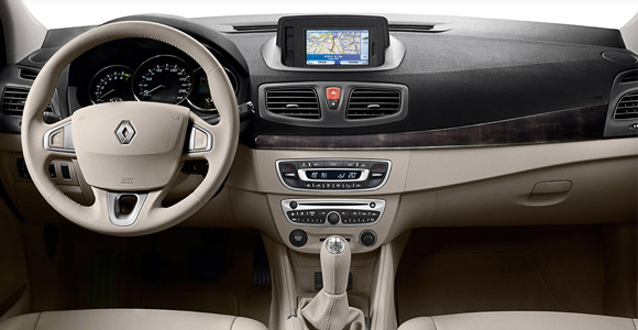 Renault Megane sedan zove se Fluence