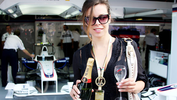 Mumm oficijalno piće Formule 1 - Popijte svoju čašu luksuza