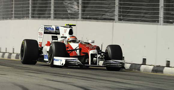 F1 VN Singapura - Hamilton pobedio, Button sve bliži tituli