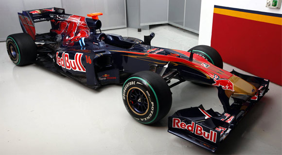 Formula 1 - Scuderia Toro Rosso predstavio STR5