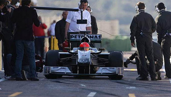 Formula 1 - Zamena pneumatika za manje od tri sekunde?