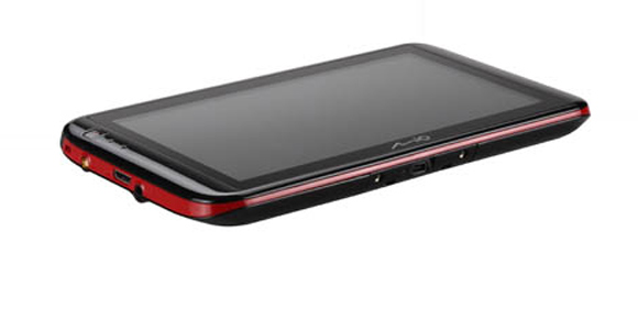 Mio predstavlja revolucionarni Moov V780 navigacioni uređaj