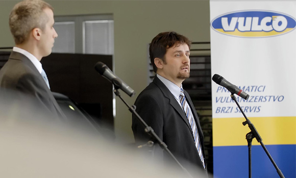 Mercedes-Benz isporučio 15 smart vozila GOODYEAR-u